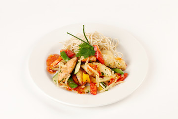 Asiatische Fischpfanne mit Mie-Nudeln