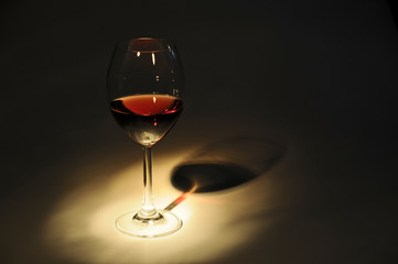 Glas mit Rotwein