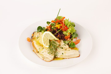 Schollenfilet mit Blattsalat