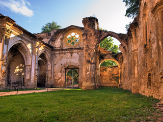 Fototapeta na wymiar Old Burned Monasterio de Piedra, Saragossa, Hiszpania