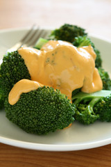 Broccoli with Cheese Sauce