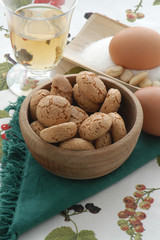 Amaretti modenesi - Dolci Emilia Romagna