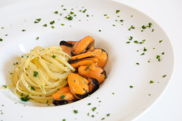 Pasta with mussels