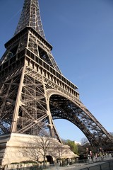 Fototapeta na wymiar Pilier droit de la Tour Eiffel, Paris
