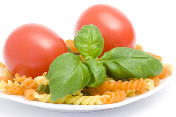 pasta, tomato, basil