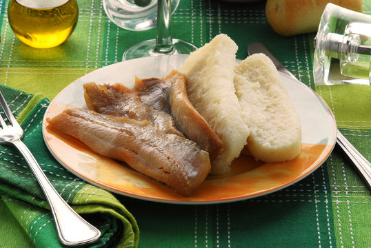 Aringhe marinate con polenta bianca - Antipasti di pesce