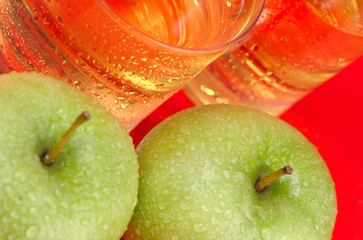 Green apple