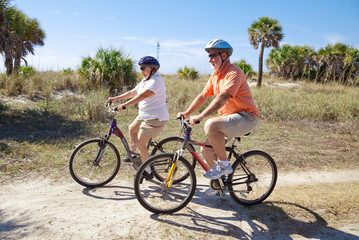 Cycling in Shades