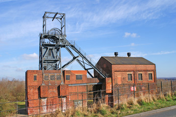 Fototapeta na wymiar Nieużywanych budynkach Colliery