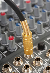 Audio cable with golden jack and control console