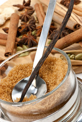 Zimtstangen,Vanilleschote,Sternanis,Kardamom