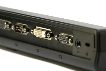 Laptop connector