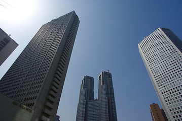 Fototapeta na wymiar 都庁と高層ビル