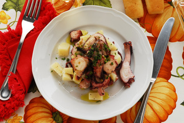 Polpo e patate alla marinara - Antipasti di pesce
