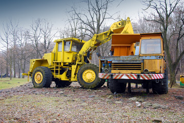 truck loading