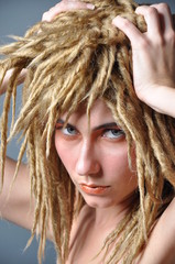 model with dredlocks