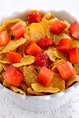 Cornflakes mit Erdbeeren