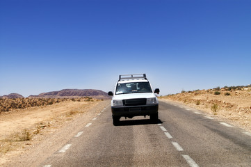 Obraz na płótnie Canvas Jeep road