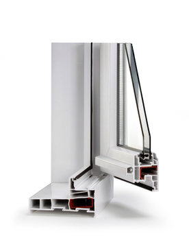 fentre blanche en PVC en coupe