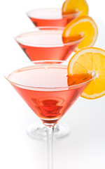 Drei Cocktails in einer Reihe