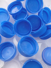 Bouchons bleus