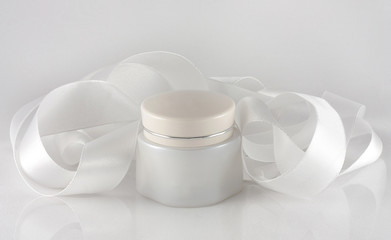 Jar and ribbon 1