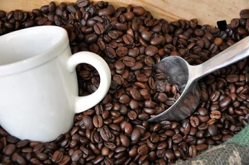 Foto op Plexiglas Koffiebar Tasse et grains de café