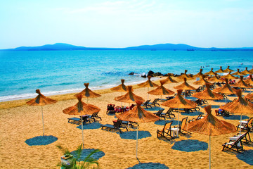 Sunny beach on Bulgaria coastline - obrazy, fototapety, plakaty
