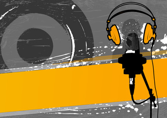 Speaker, microphone and singer