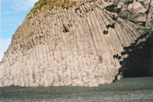 Basalt Stein Höhle