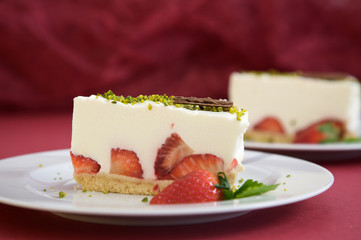 Käsetorte mit Erdbeeren