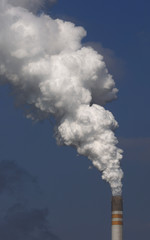 Luftverschmutzung, Schornstein eines Kraftwerkes
