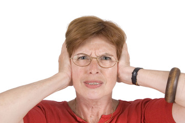 hands at the ears 3