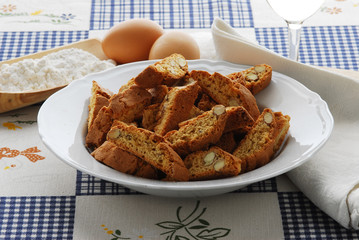 Cantucci o biscottini - Dolci della toscana