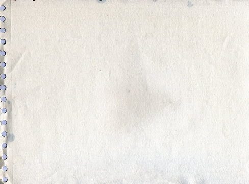 Page de carnet de croquis &agrave; spirale arrach&eacute;e