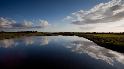 marais etang paysage campagne côte reflet ciel