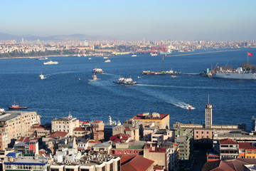 Fototapeta na wymiar a view to Istanbul-Phosphorous - turkiye