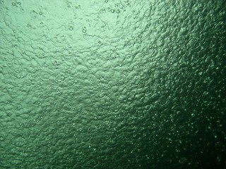 Pluie sur la maggia vue de dessous