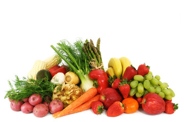 Fototapeta na wymiar Świeże owoce i warzywa