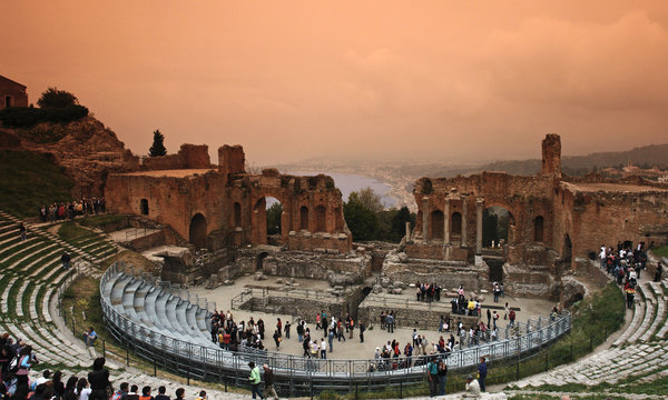 Theatre romain &agrave; taormine
