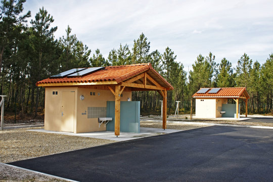 aire pour la communaut&eacute; des gens du voyage &agrave; Castelnau du M&eacute;doc