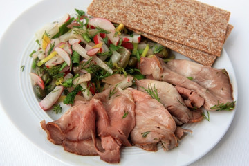 Roastbeef mit Radieschensalat