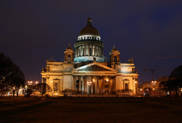 Fototapeta na wymiar Saint Petersburg city, nightlife