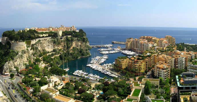 Monaco, le rocher et le quartier de Fontvieille
