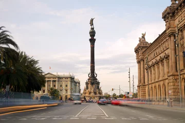 Tableaux ronds sur aluminium Barcelona colon statue