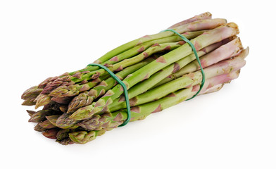 Asparagi coltivati isolati su sfondo Bianco © Alessio Cola