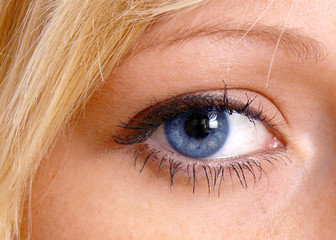 Blaues Auge.
