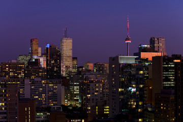 Toronto night © ferenz