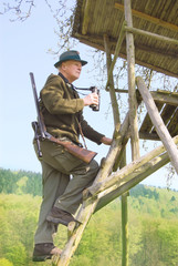 auf Ansitz gehen