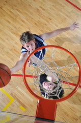 Naklejka premium basketball duel